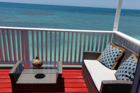 The Red Door Beach House, Buye Beach